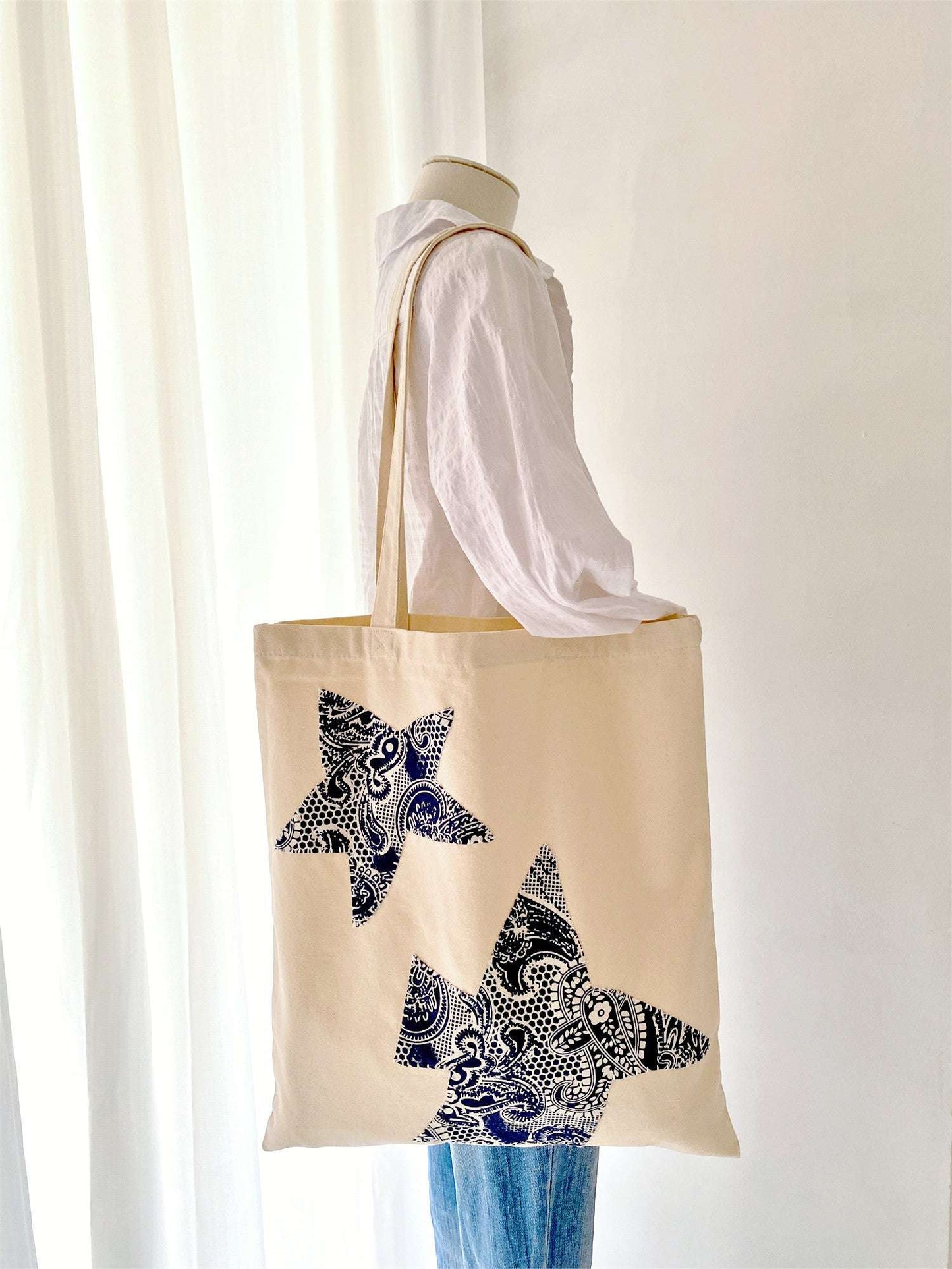 stylish large capacity tote bag for women casual streetwear outfit