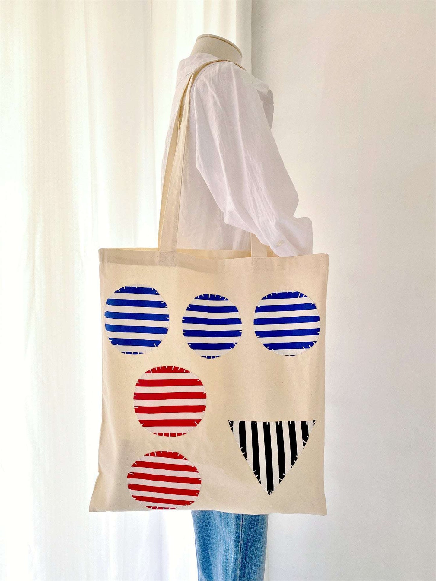 trendy oversized tote bag for women with spacious compartments