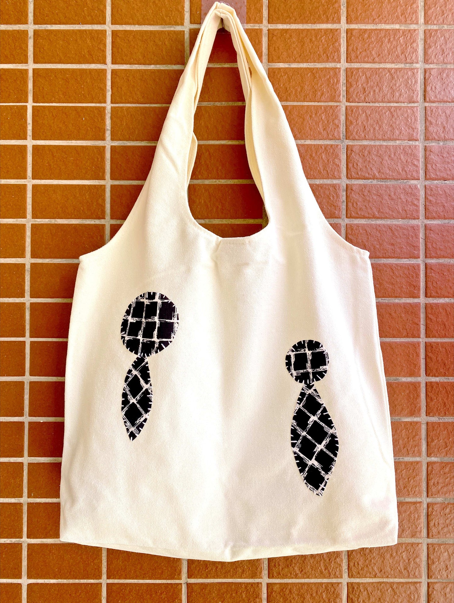 Personalized Handmade Canvas Shoulder Bag With Unique Patchwork For Sustainable Fashion Lovers