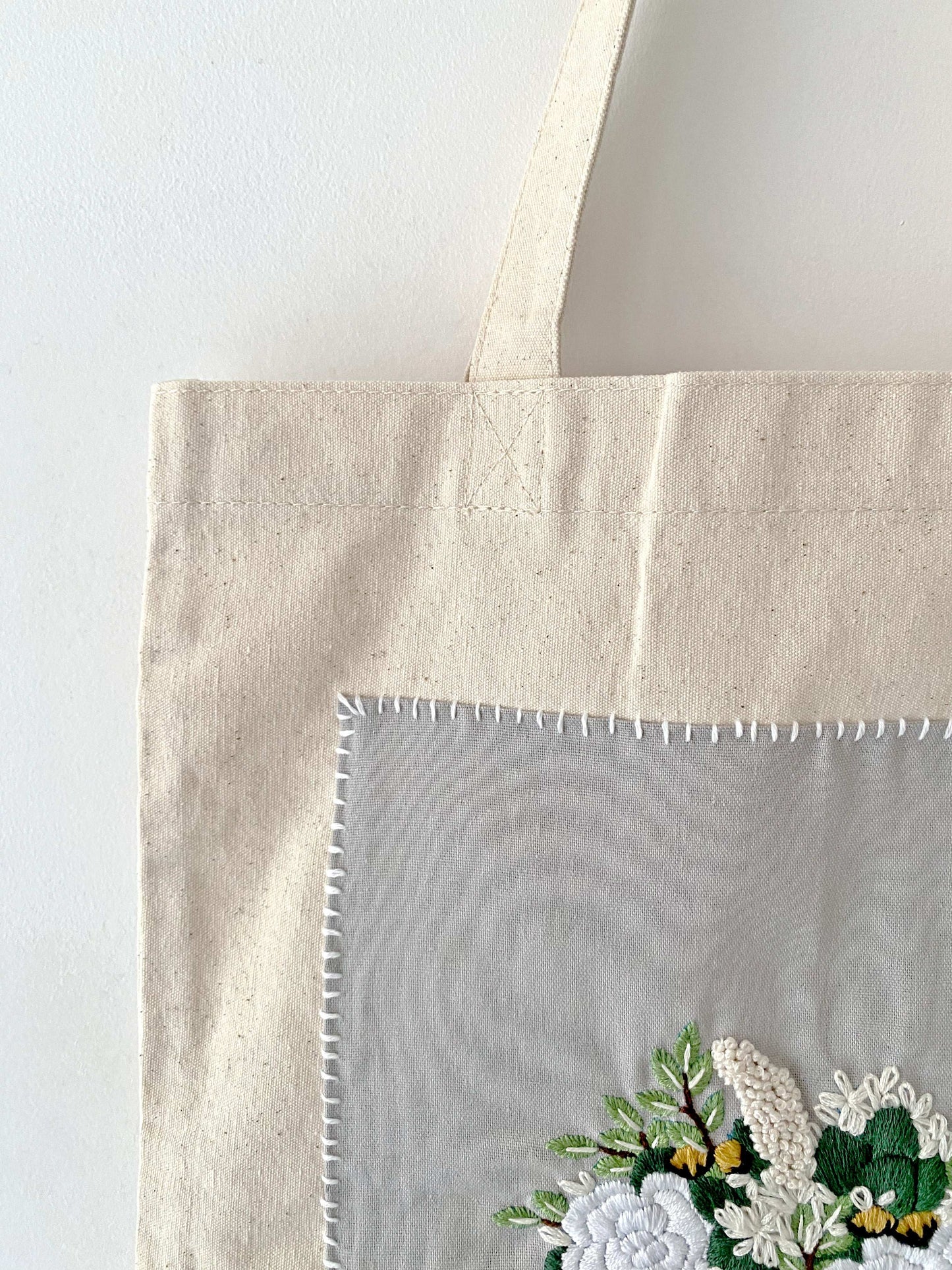 Personalized Embroidered Gift Bag for Women
