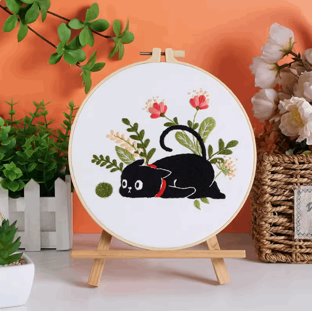 Personalized cat embroidery for animal lovers' handmade gifts