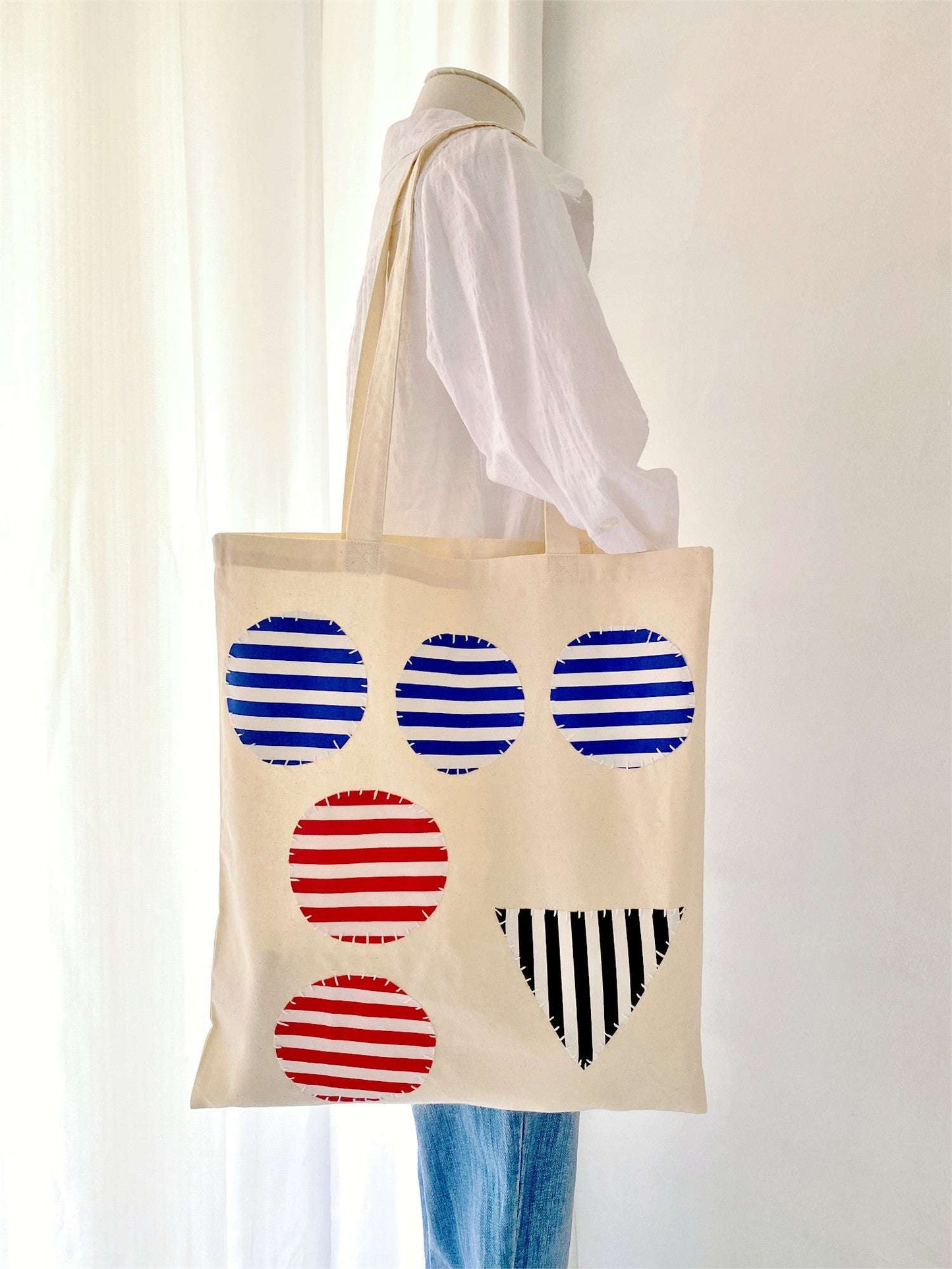 oversized fashion tote bag for women, perfect for casual outings