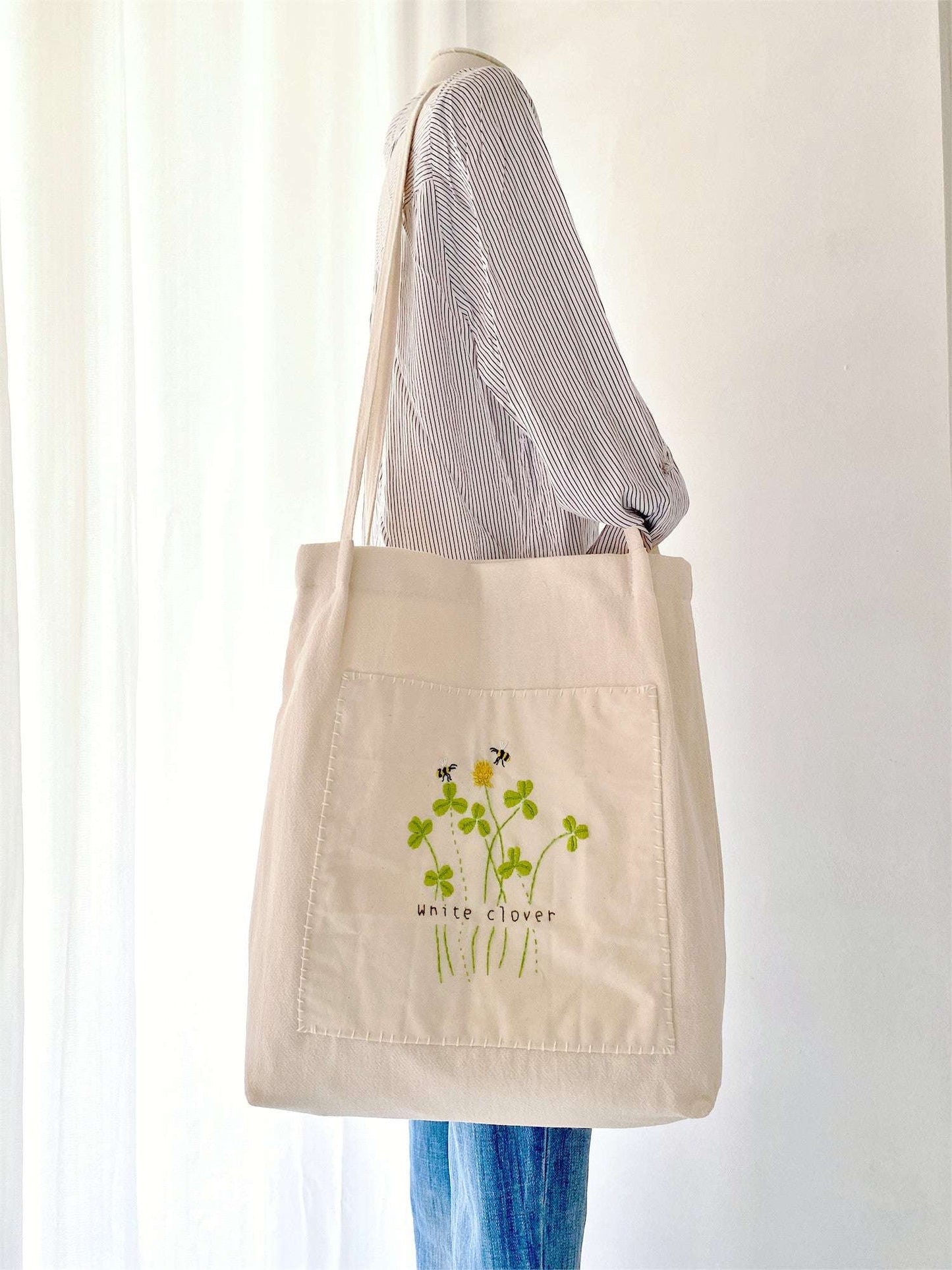 Minimalist Embroidered Linen Purse with DIY Flower Design for Nature Lovers