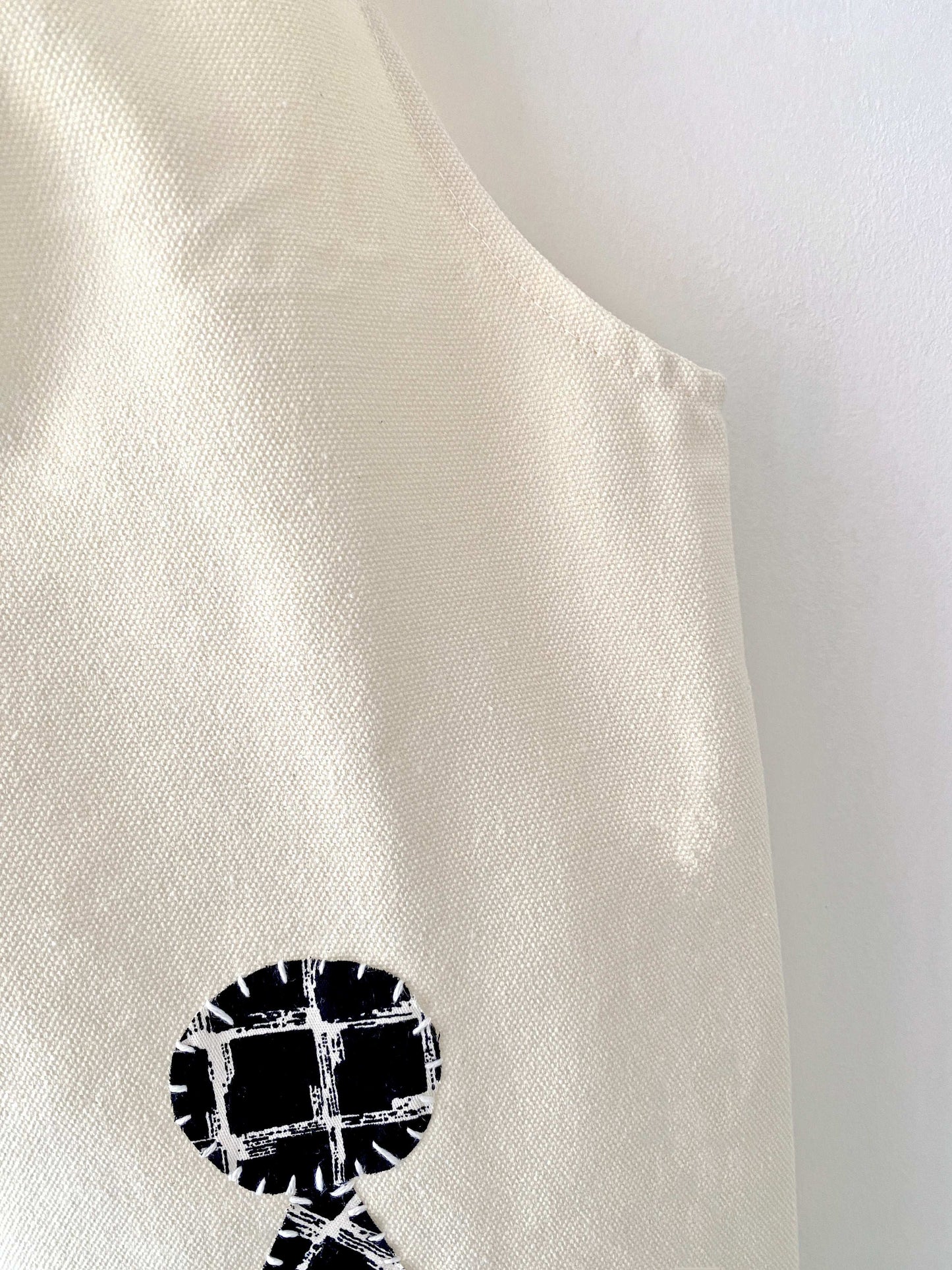 Minimalist Yet Artistic Canvas Shoulder Bag for Everyday Use