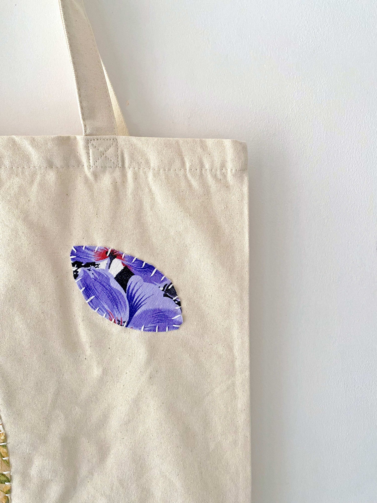 Handmade Patchwork Canvas Bag For Sustainable Fashionistas