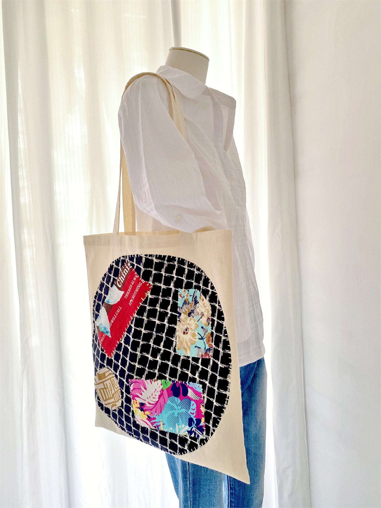 spacious and stylish women’s tote bag for work and play