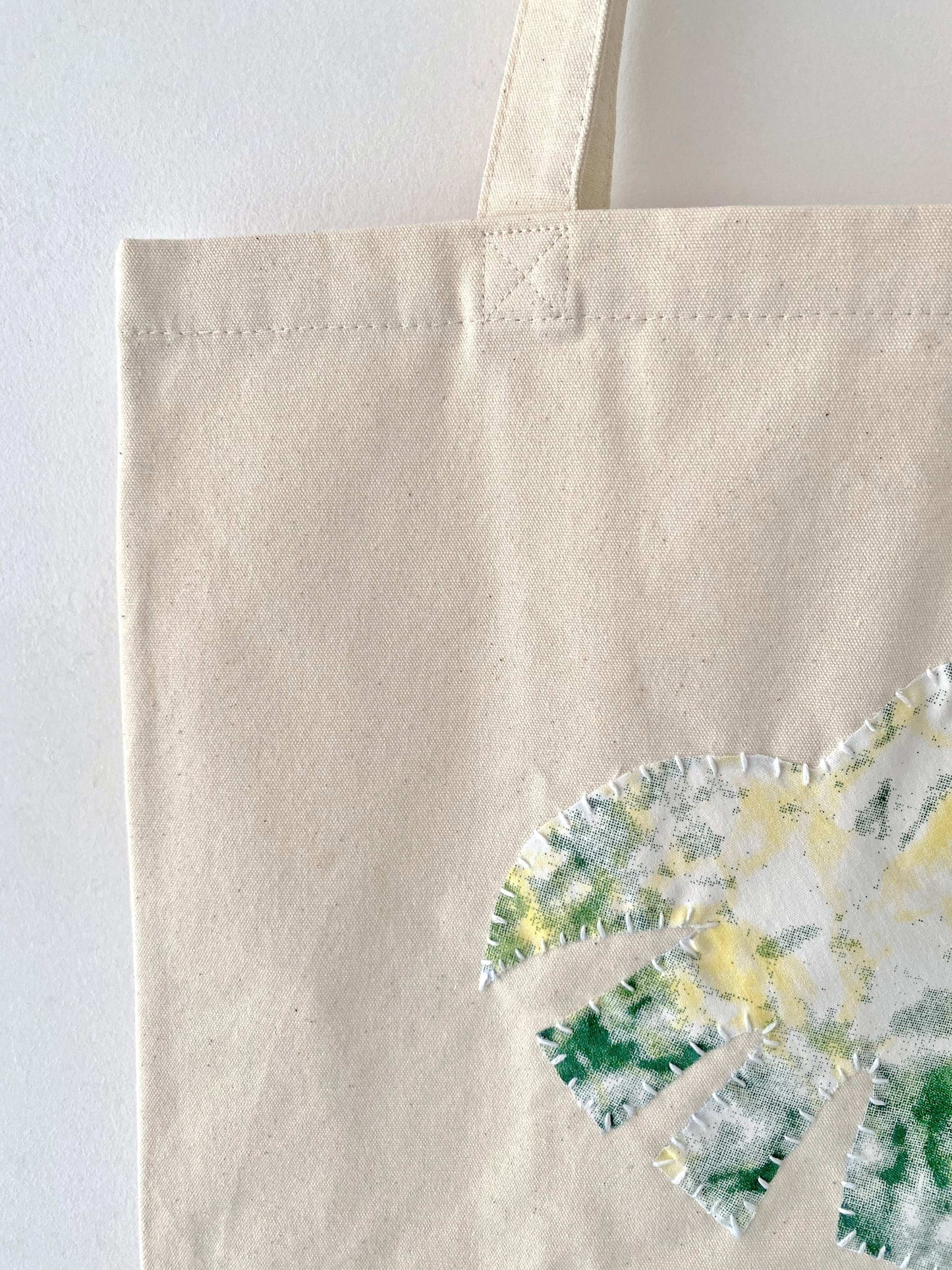 Hand-Stitched Patchwork Shoulder Bag For Unique Gift Shoppers
