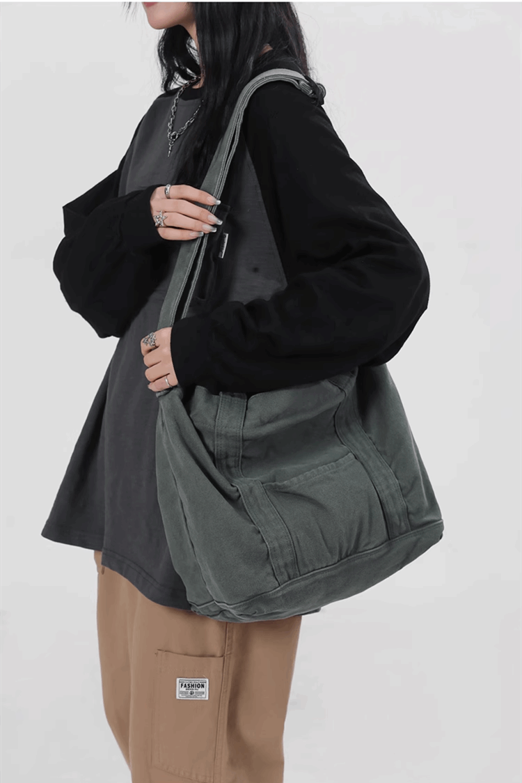 Durable Women’s Crossbody Bag with Eco-Friendly Features, Ideal for Daily Errands and Travel