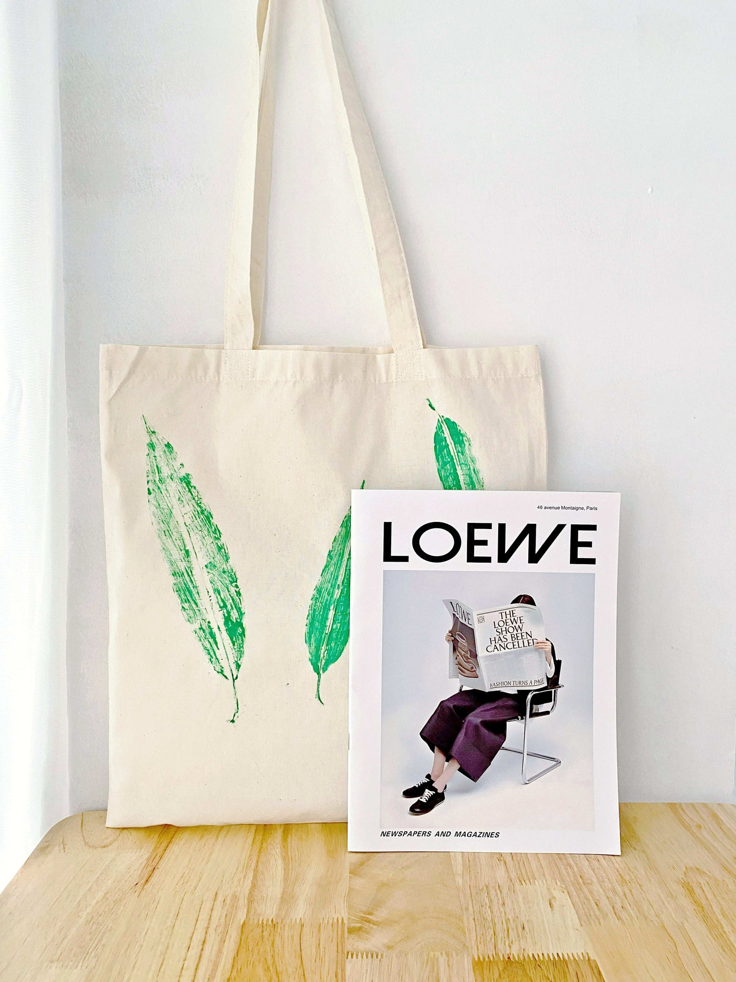 Sustainable cotton shoulder bag for thoughtful gifting