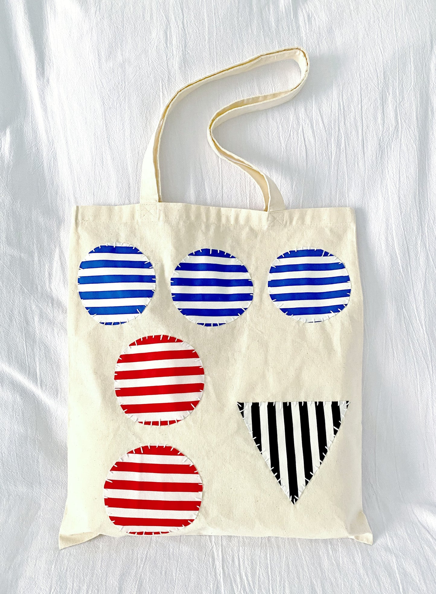 lightweight sustainable canvas bag for everyday wear