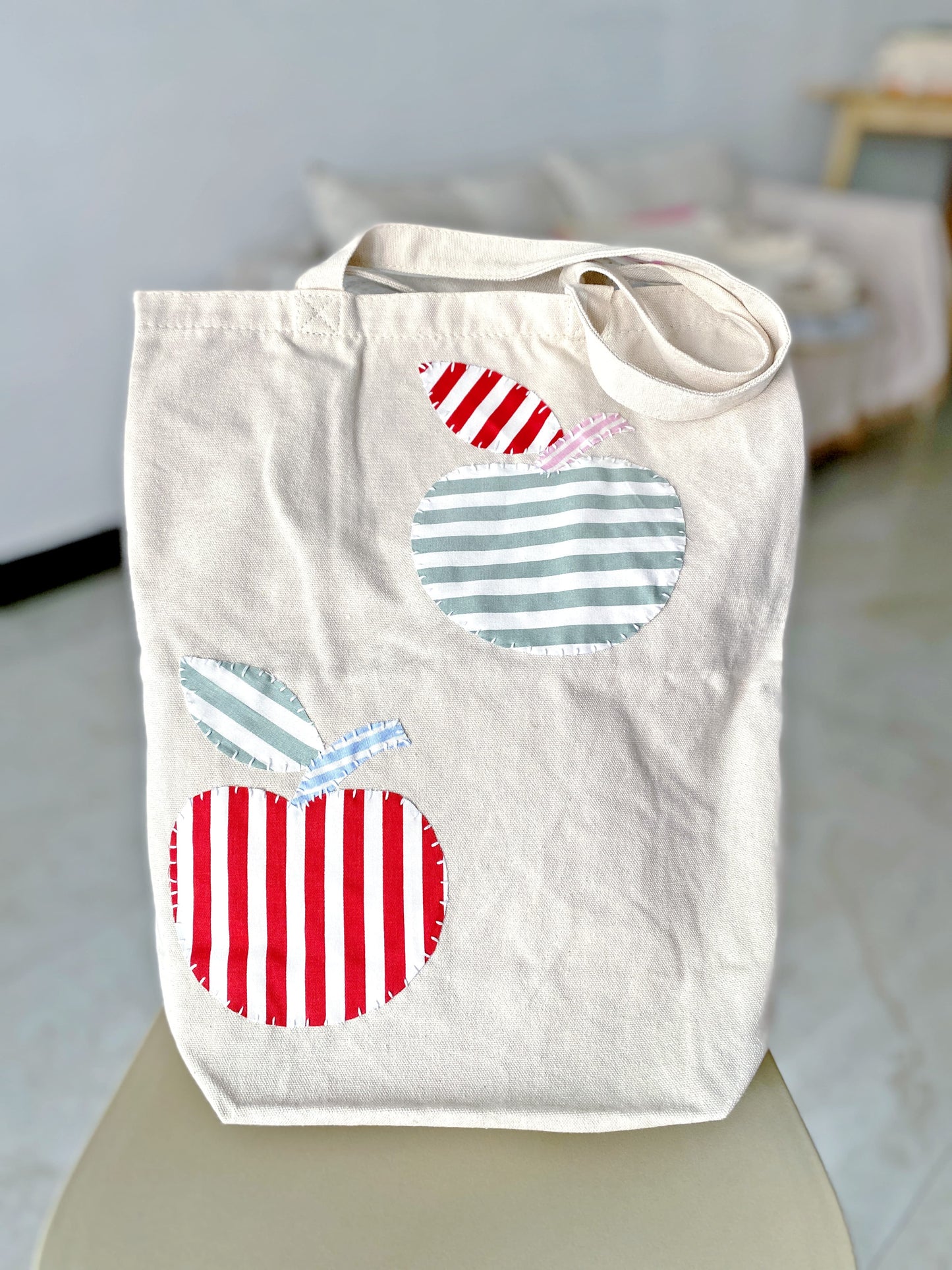 Handmade patchwork cotton tote bag ideal for students and urban lifestyle