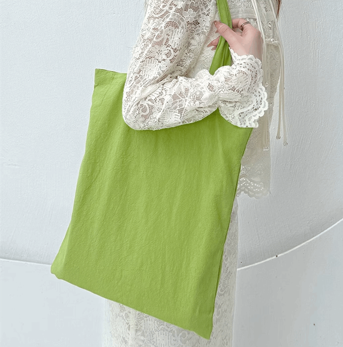 natural fabric tote for daily use