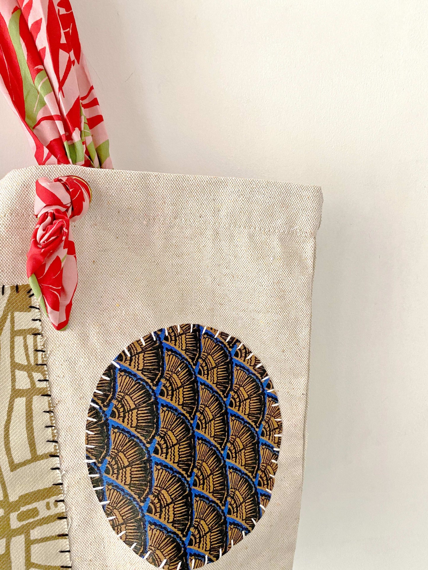 Stylish tote bag for eco-conscious women