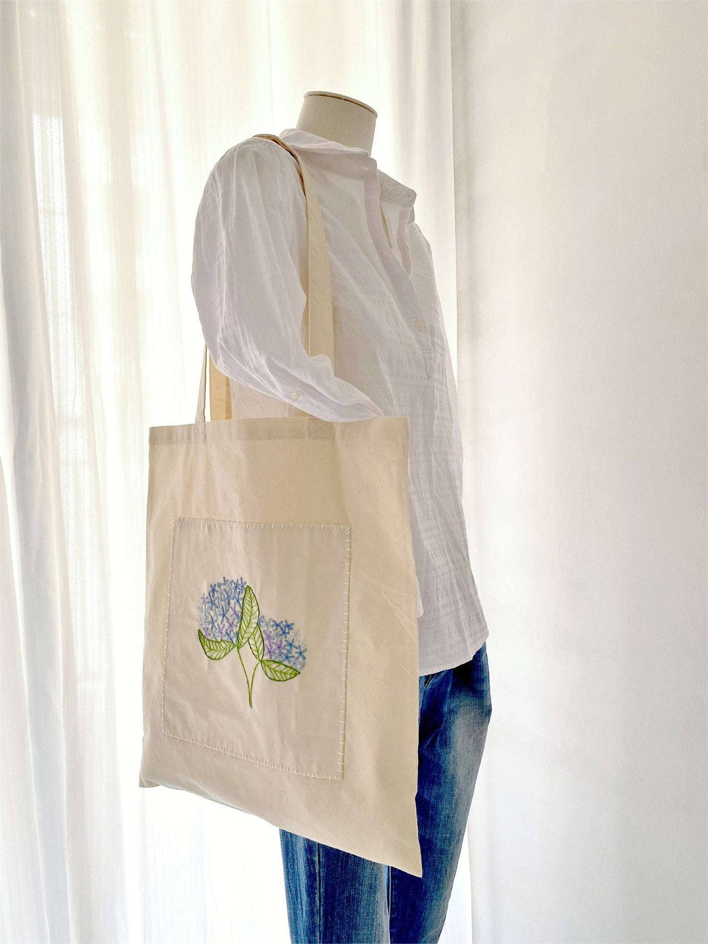 Soft eco-friendly tote bag with floral design