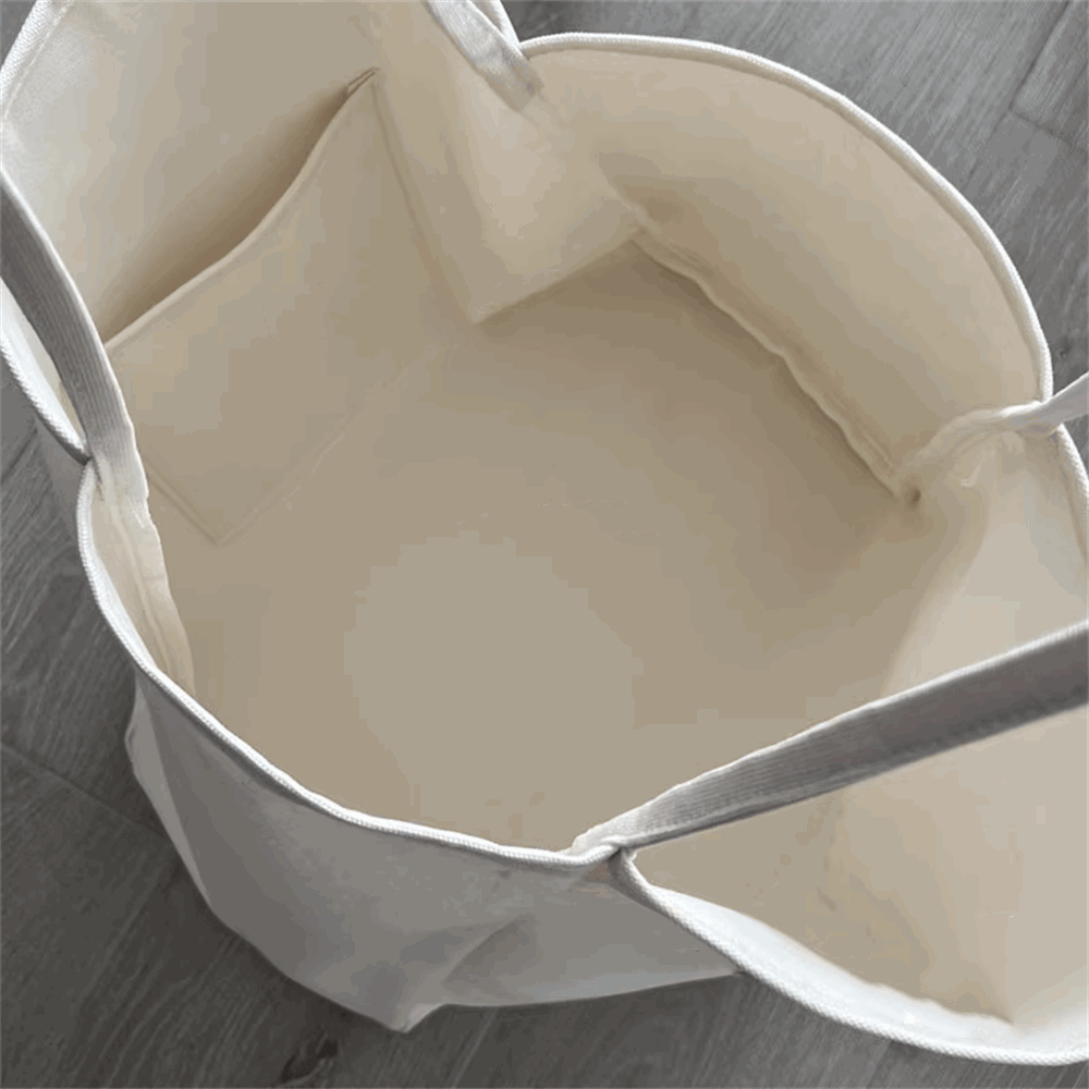 Eco-friendly tote with natural fabrics