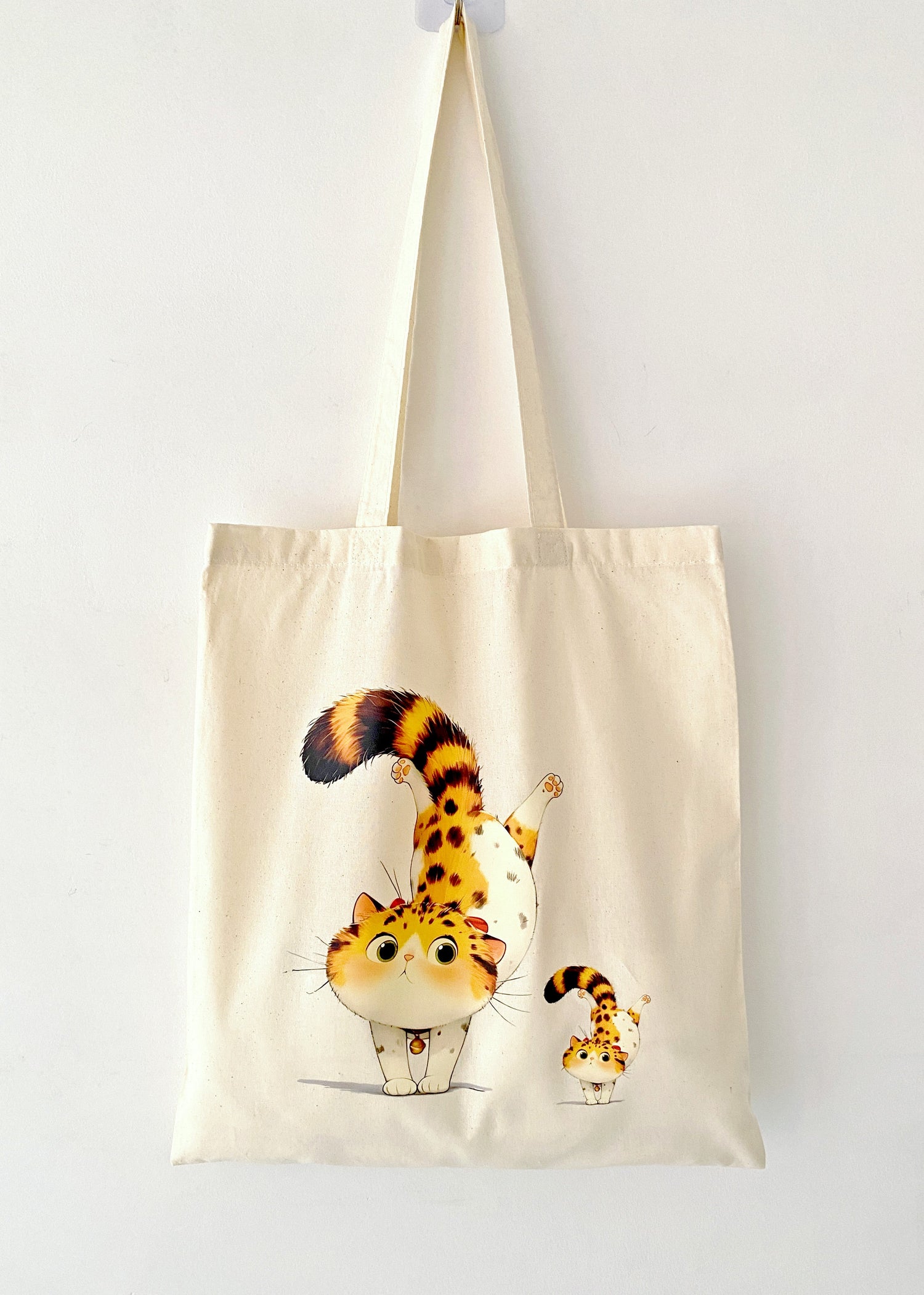 elegant eco-friendly tote for modern lifestyle