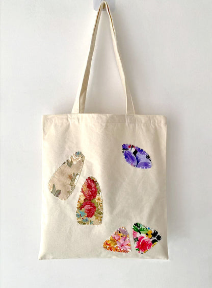 Durable and Customizable Canvas Tote Bag with Eco-Friendly Patchwork Patterns