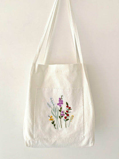 Sustainable Soft Linen Shoulder Bag Featuring DIY Floral Embroidery Design

