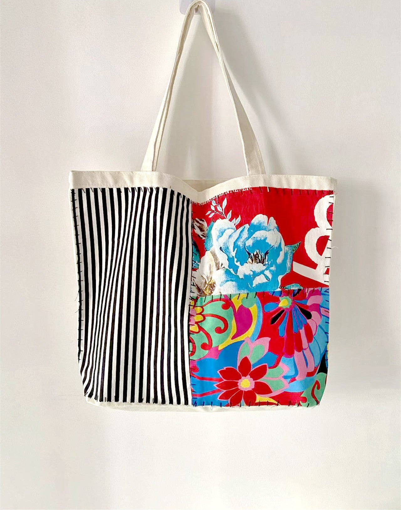 Sewing-Lovers' Favorite DIY Patchwork Canvas Bag