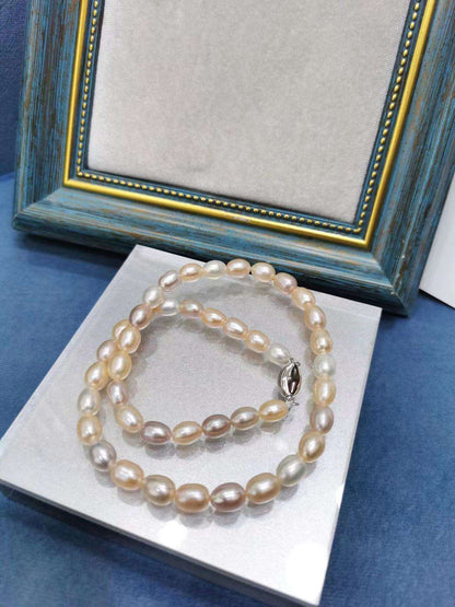 Handcrafted Multicolor Pearl Necklace woyaza