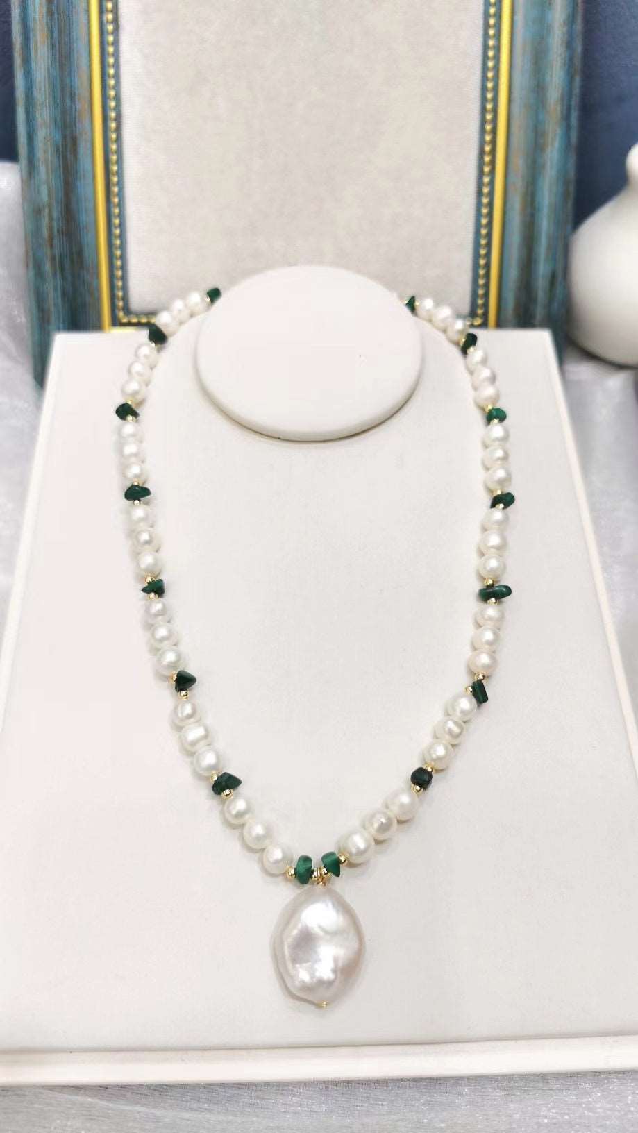 Handcrafted Pearl Necklace woyaza