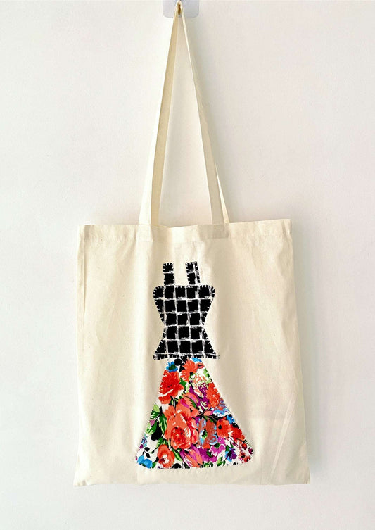 Handmade minimalist organic fabric tote bag for everyday fashion