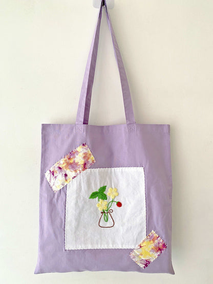 Eco-chic personalized tote bag for women who value craftsmanship