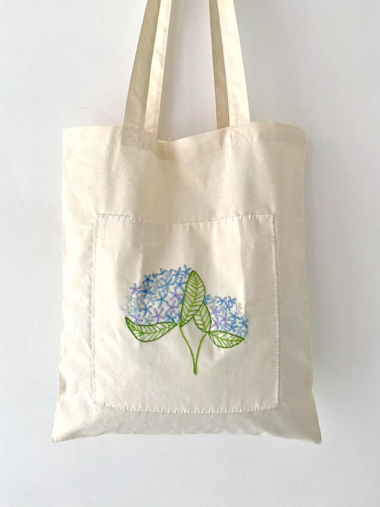 Custom Embroidered Sustainable Cotton Shoulder Bag for Minimalists