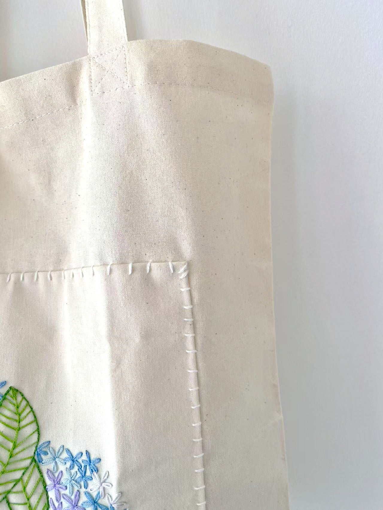 Eco-Friendly Large Capacity Cotton Tote Bag with Handmade Embroidery