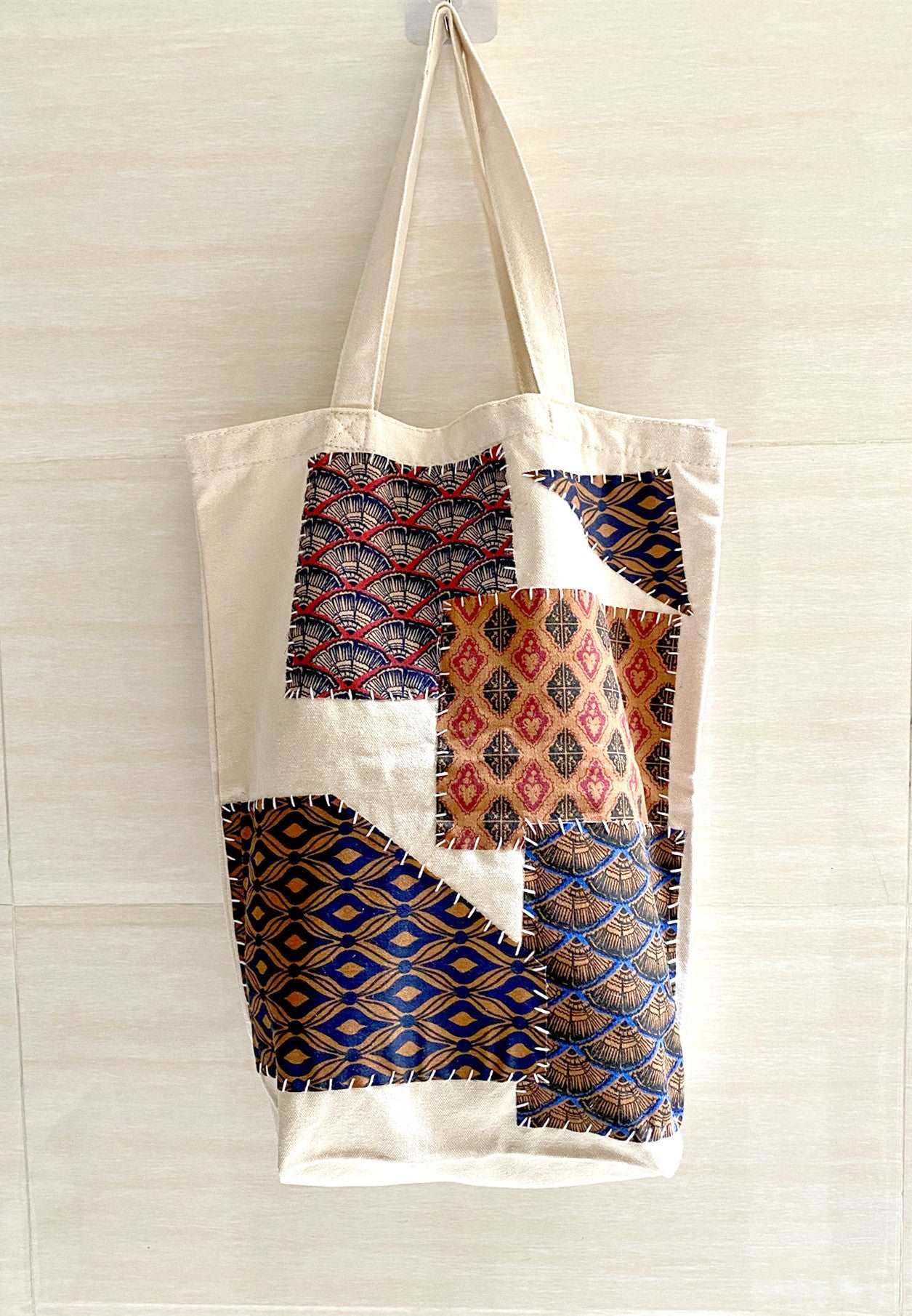 Large Capacity Canvas Tote Bag with Handmade Patchwork Design for Shopping