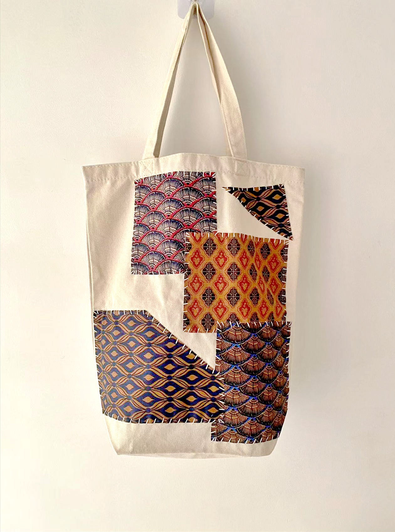 Handmade Patchwork Canvas Bag for Travel and Daily Use