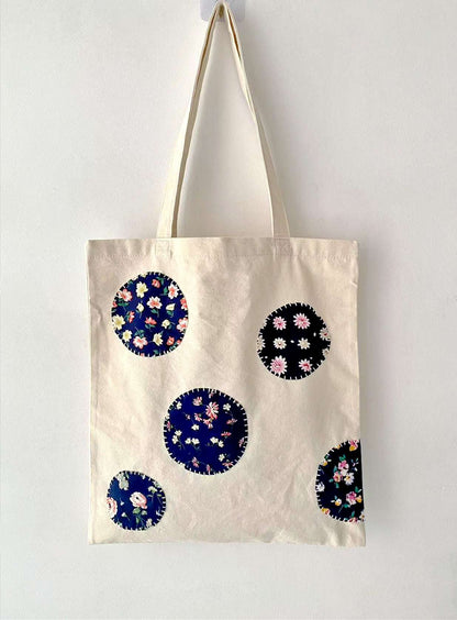Sustainable DIY Patchwork Canvas Shoulder Bag for Trendy Shoppers