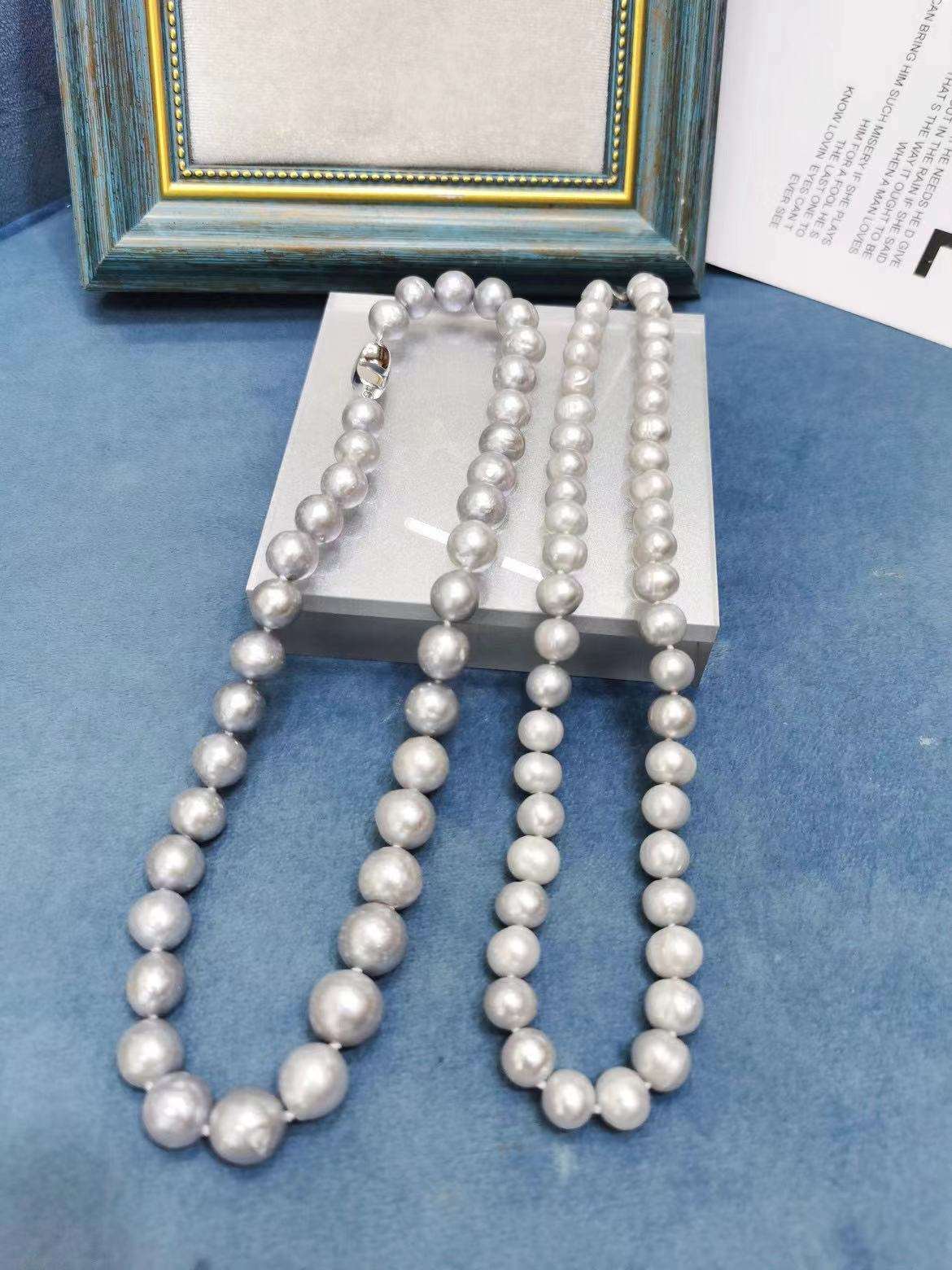 Unique Gray Pearl Necklace woyaza