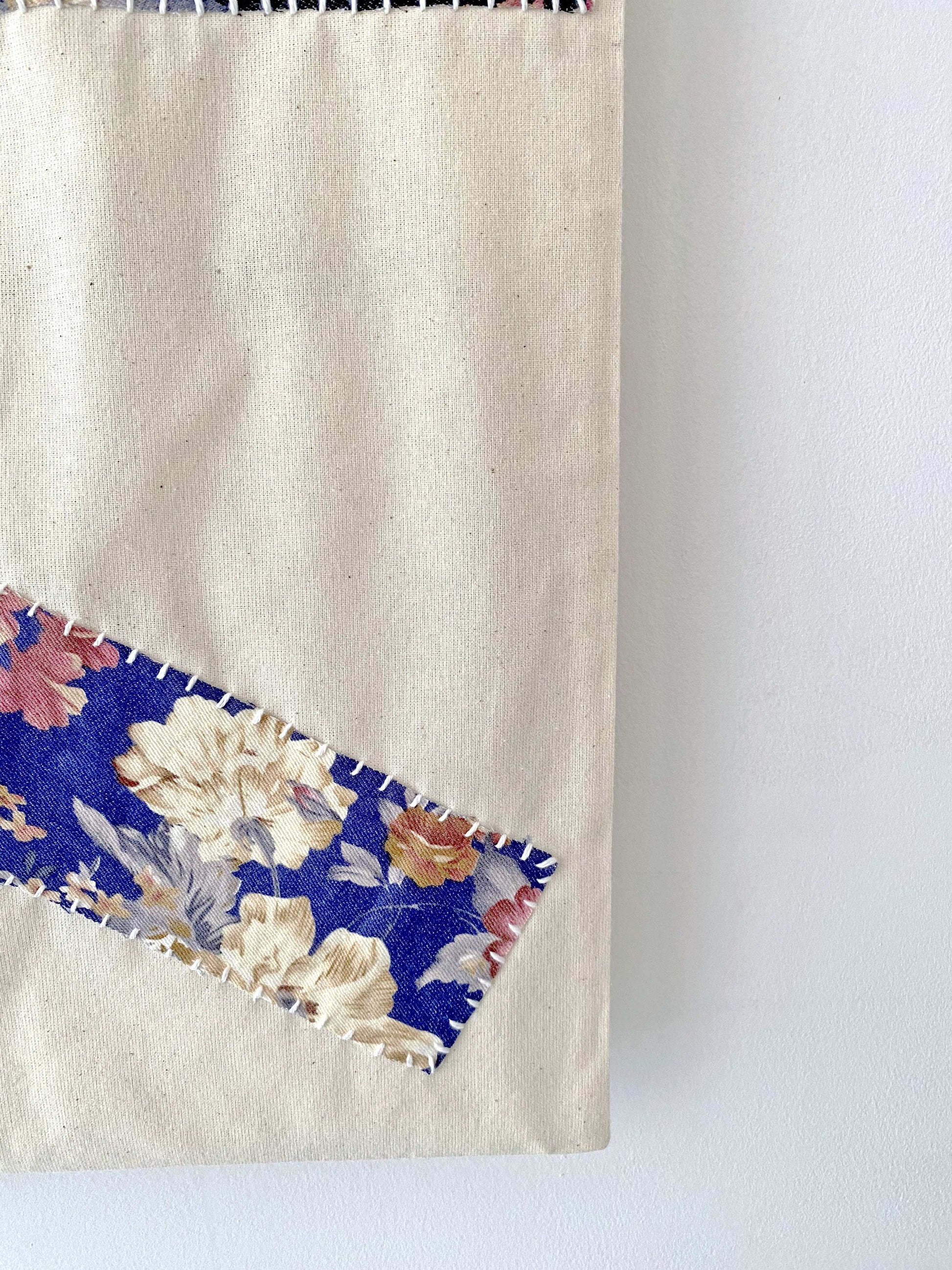 Durable Cotton Canvas Tote Bag for Daily Use and Slow Fashion Lovers