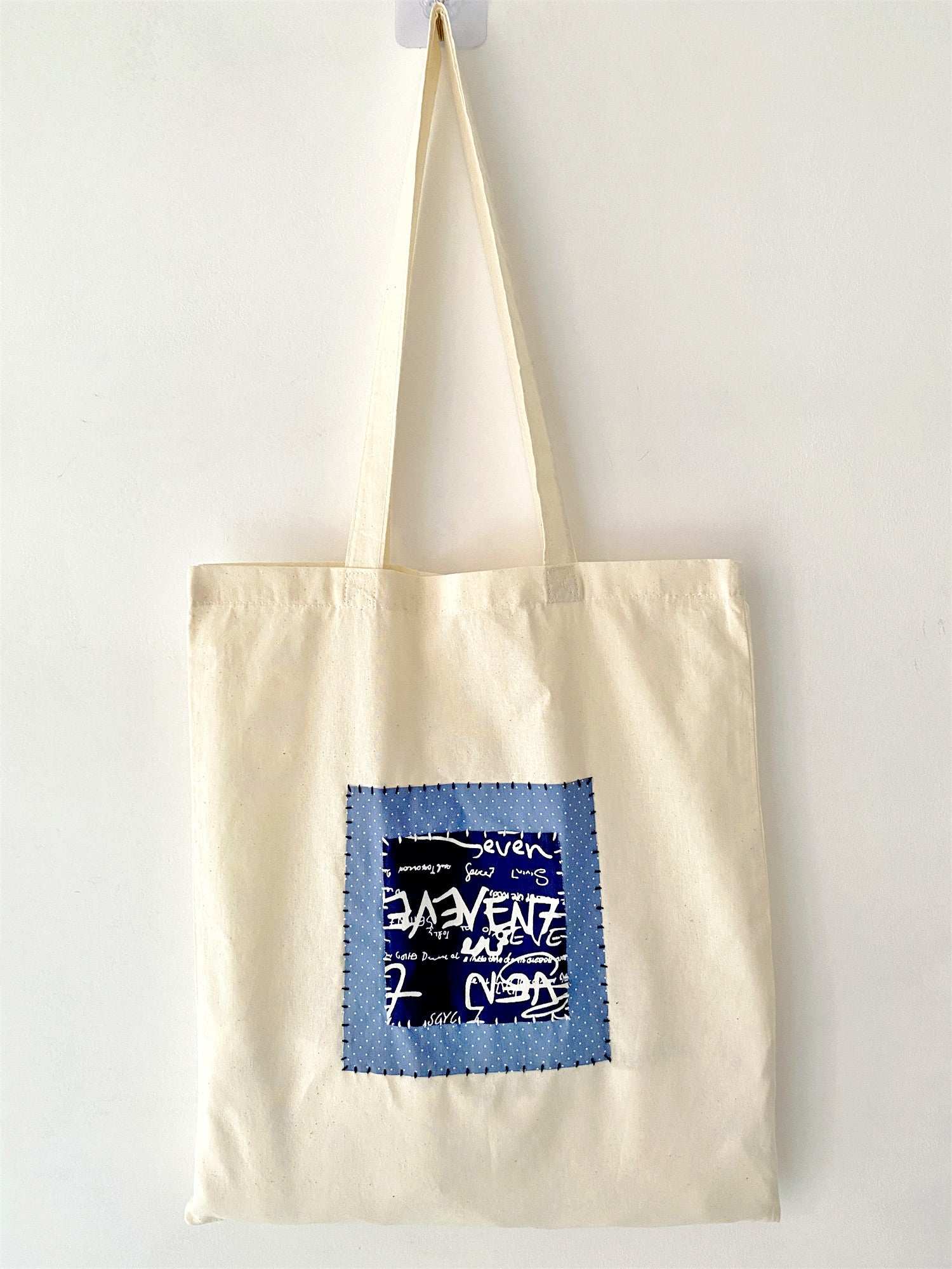 large capacity soft fabric tote bag for fashionable women’s everyday use
