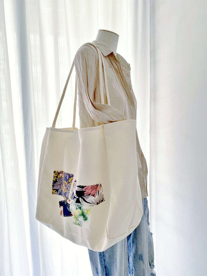 Sustainable canvas tote bag designed for conscious consumers who value eco ethics