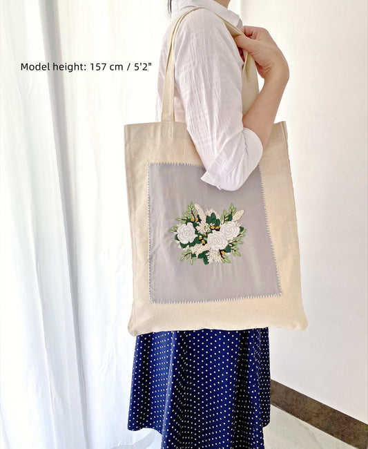 Sustainable canvas shoulder bag for women with unique embroidery