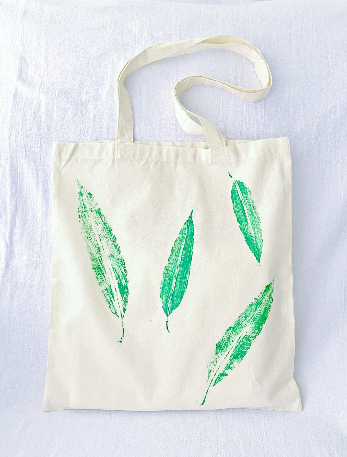 versatile cotton tote for shopping and travel