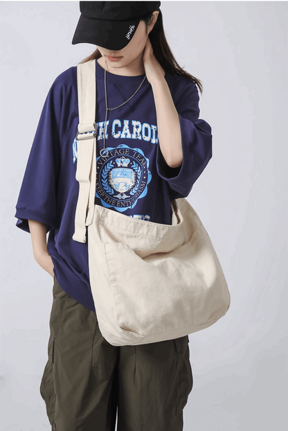 Eco-Friendly Women’s Canvas Bag for Casual Outings and Embroidery Projects