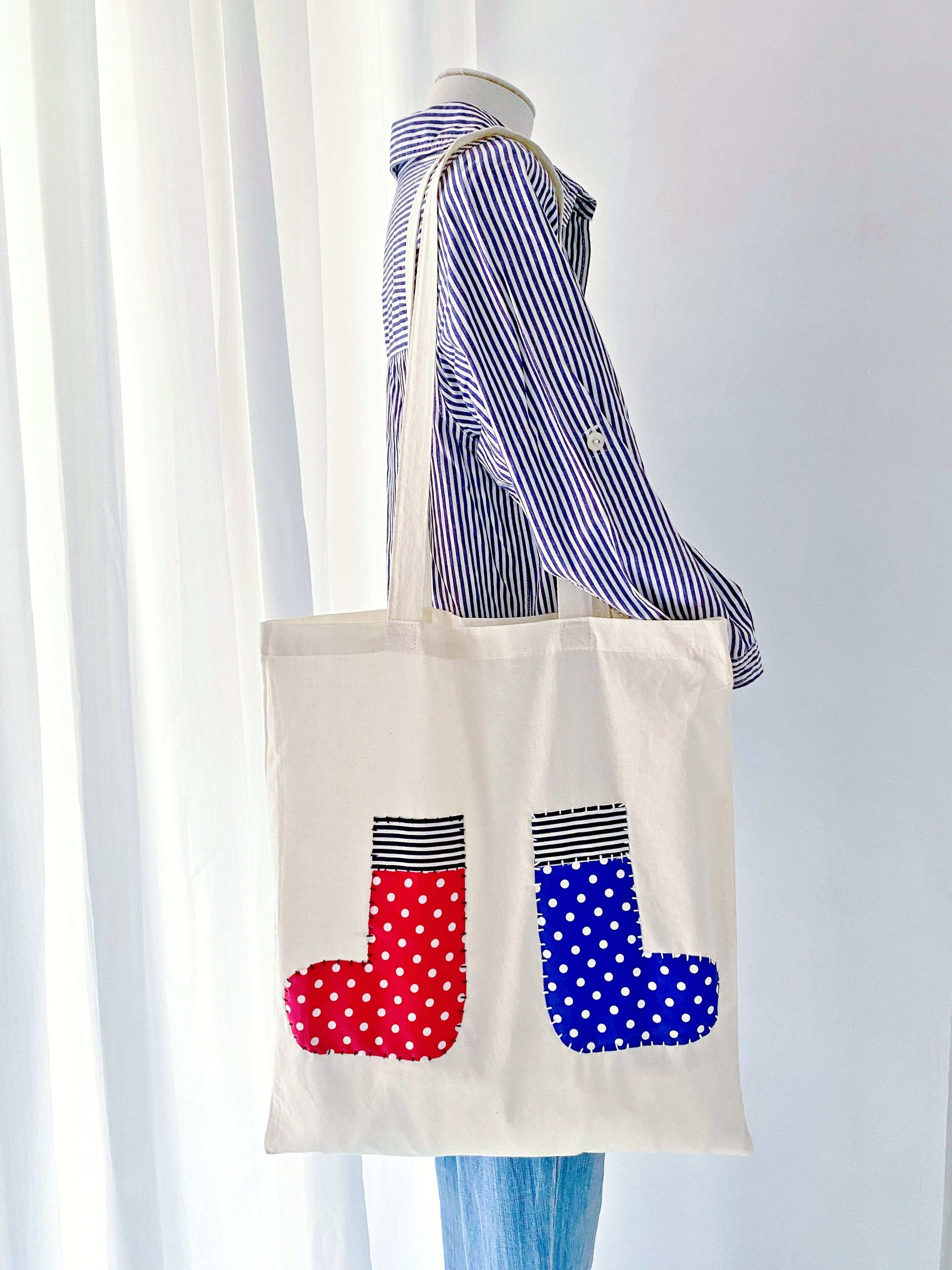 tote inspired by vintage linen textures and easy French chic