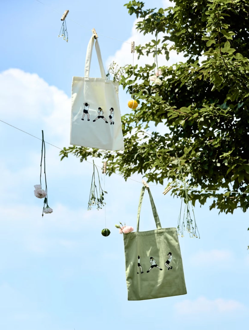 everyday eco tote for thoughtful gift giving