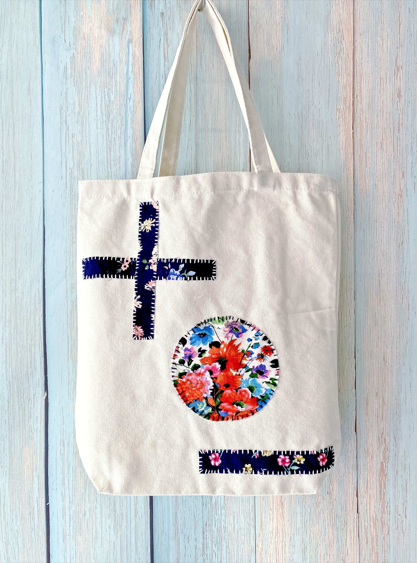 handmade-inspired patchwork tote for creative lifestyle lovers