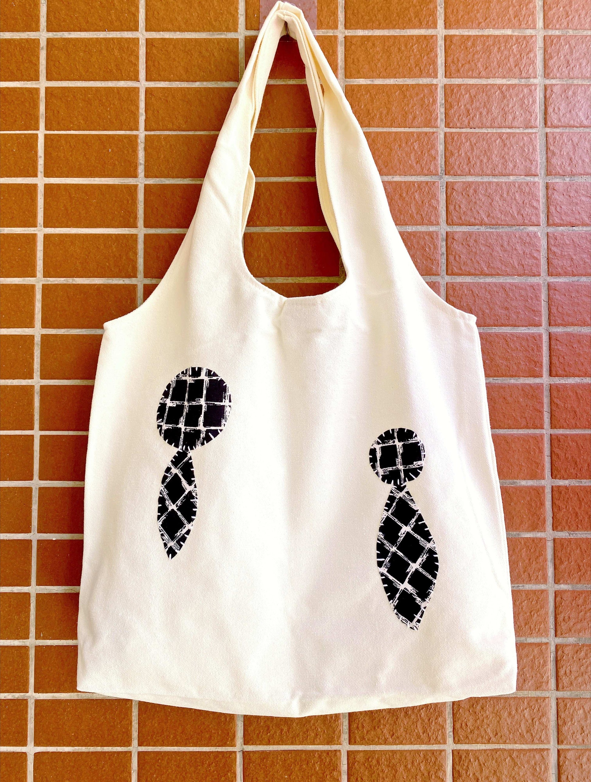 handmade patchwork canvas tote for thoughtful gifts