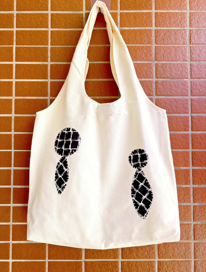 handmade patchwork canvas tote for thoughtful gifts