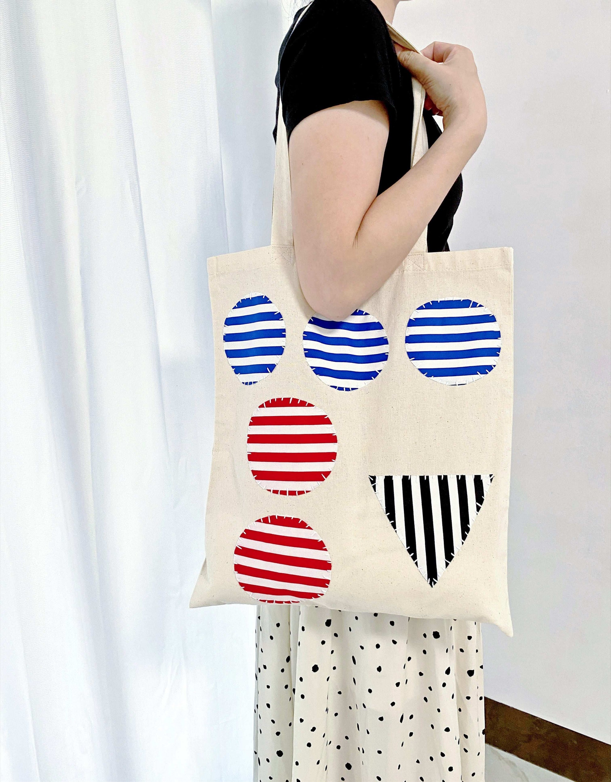 minimalist cotton canvas bag designed for eco-conscious living