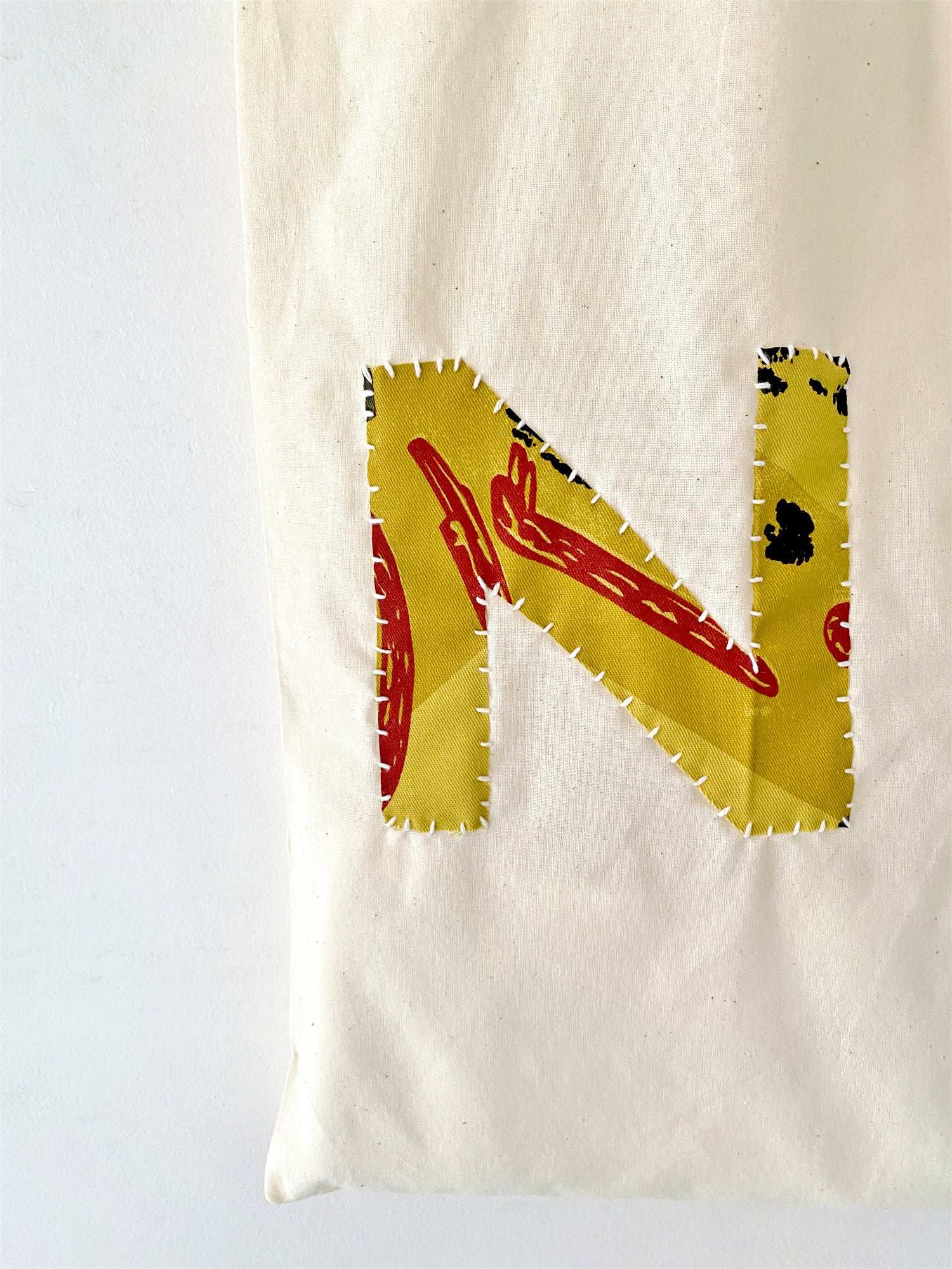 Sustainable tote with NO patch design