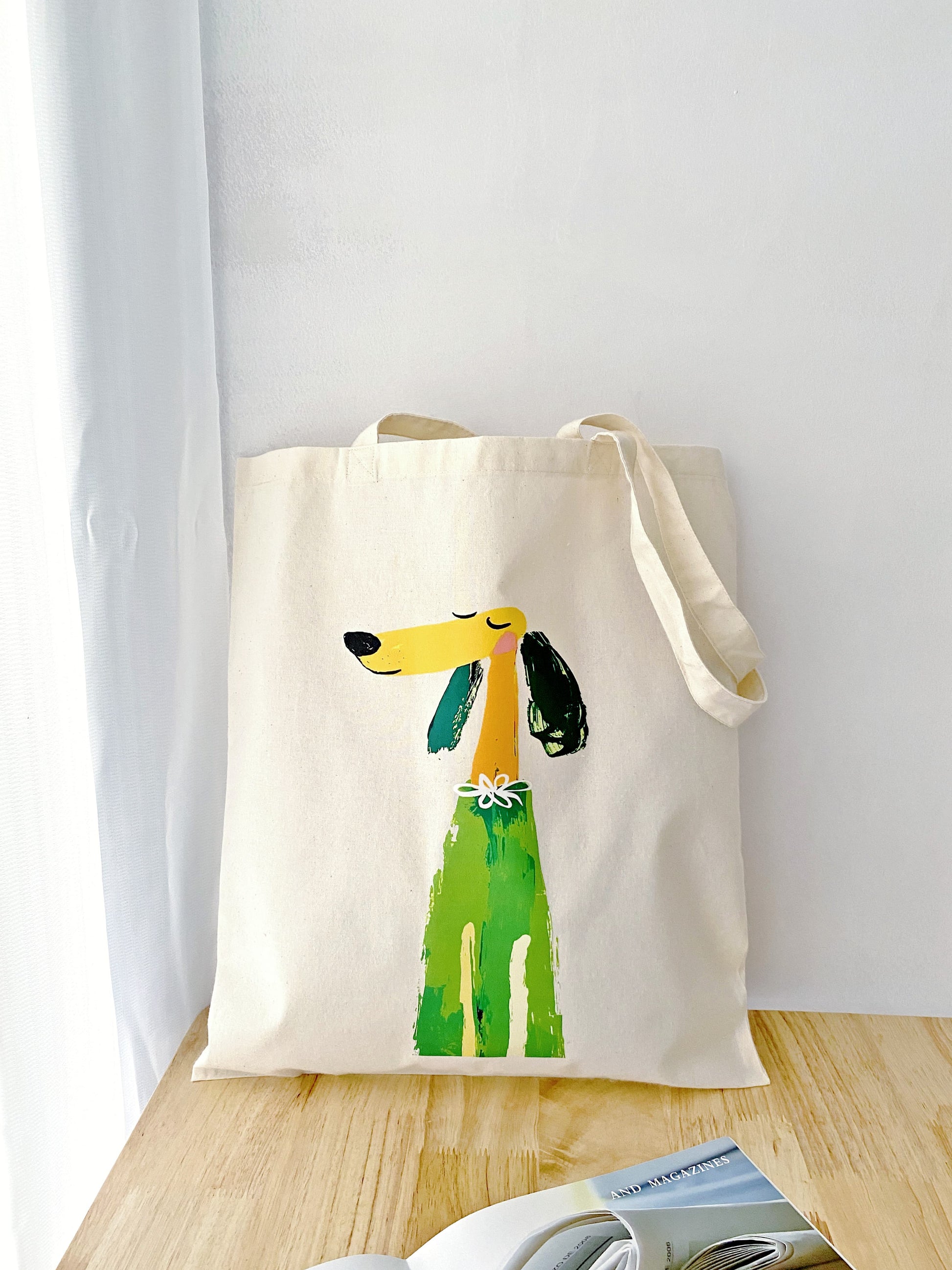 relaxed style cotton tote with artwork