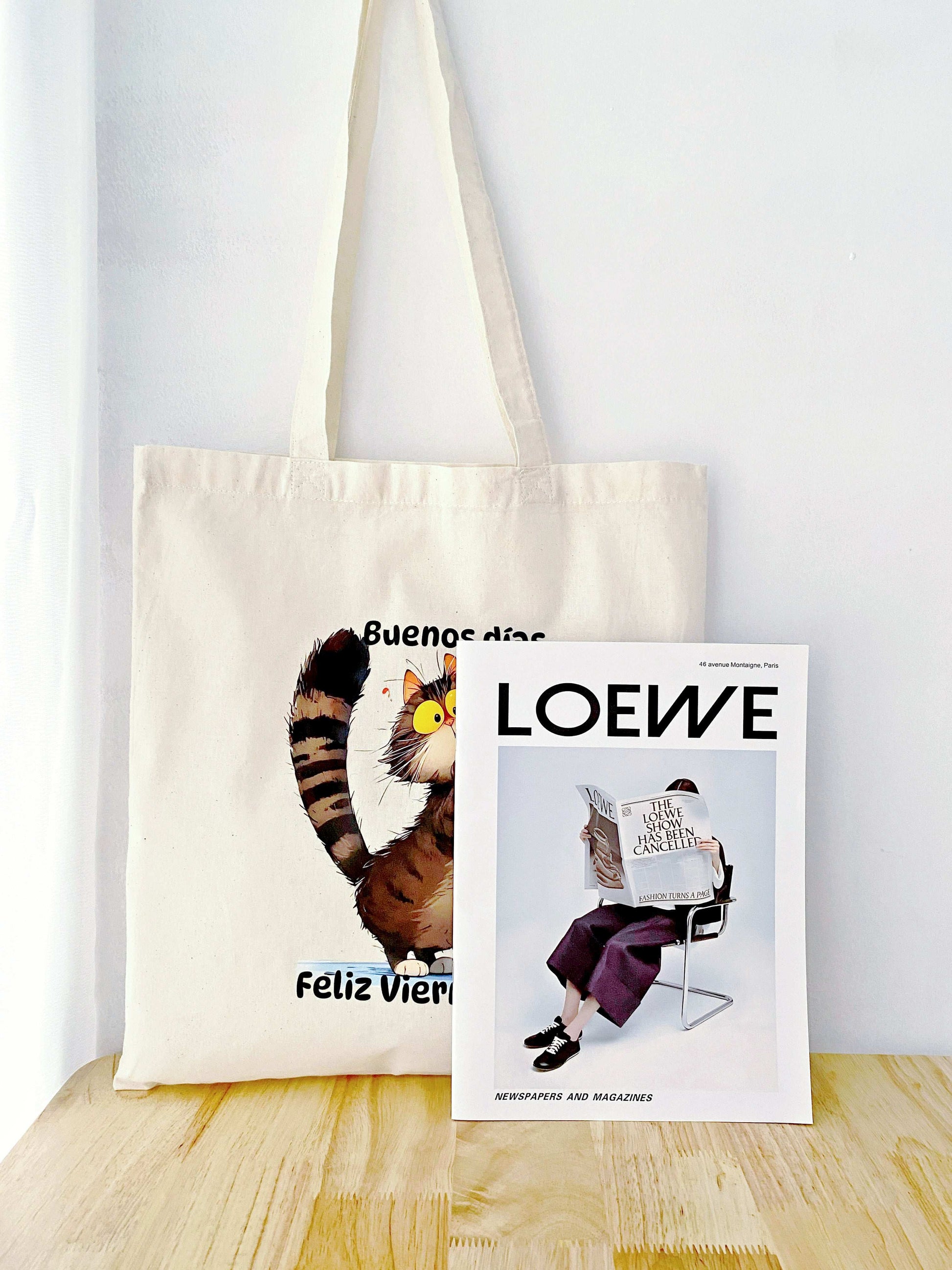 large capacity soft cotton tote with unique cat print artwork