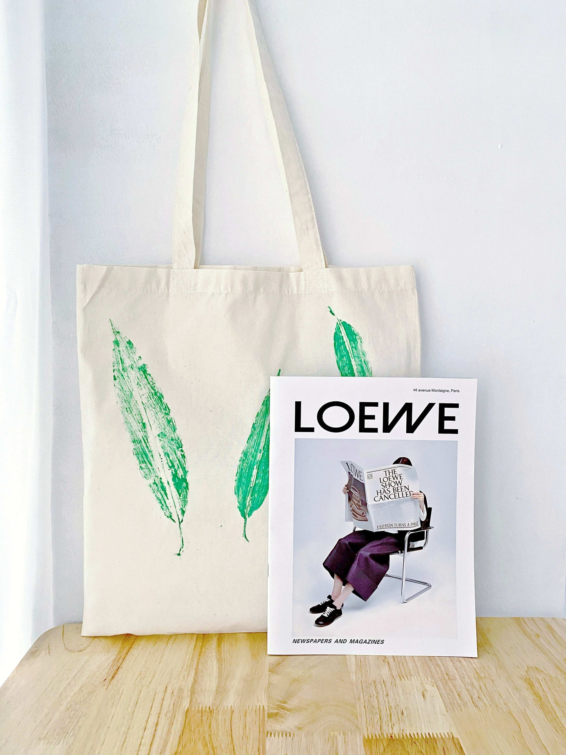 unique leaf print bag for artistic lifestyle