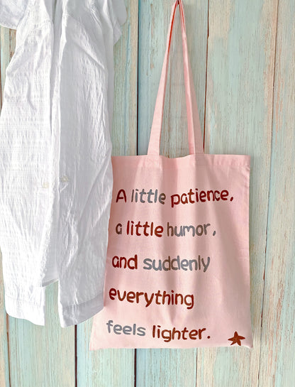 Minimalist cotton shoulder bag in a gentle pink tone, ideal for slow-living essentials